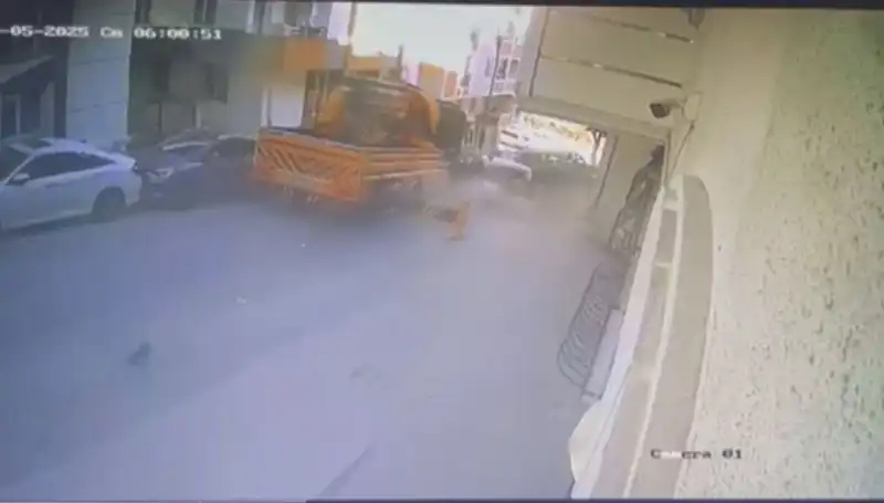 Kontrolden Çıkan Vinç Faciaya Neden Olmadı: 23 Araç Çarpıştı, Neyin Yüzünden?