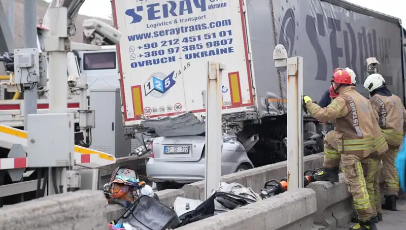 Bayram Tatilinde Trafik Kazalarında Kaydedilen 72 Ölüm Sarsıcı Bir Gerçek