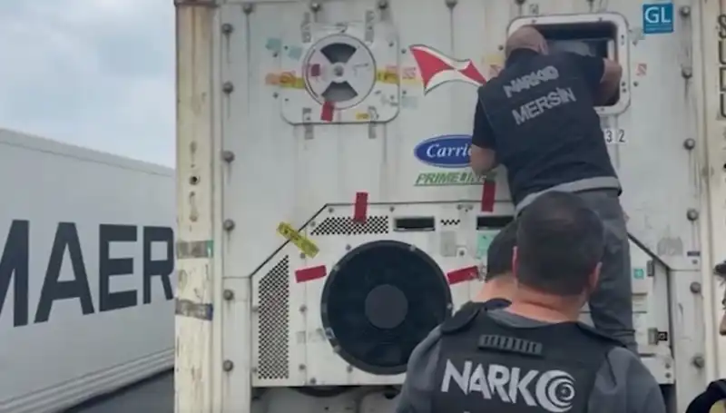 Mersin'de Uyuşturucu Operasyonuyla Suç Örgütüne Darbe Üstüne Darbe