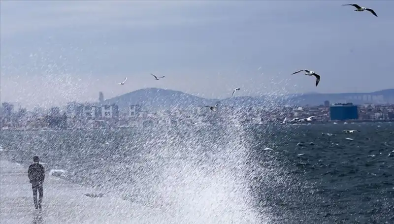 Marmara ve Ege’de Şiddetli Rüzgar Alarmı! Dikkat Edilmesi Gerekenler