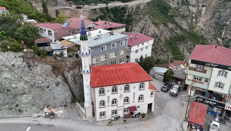 Yurdun Dört Bir Yanından Çelik Minare Talepleri Patladı, Maliyeti 500 Bin Lira