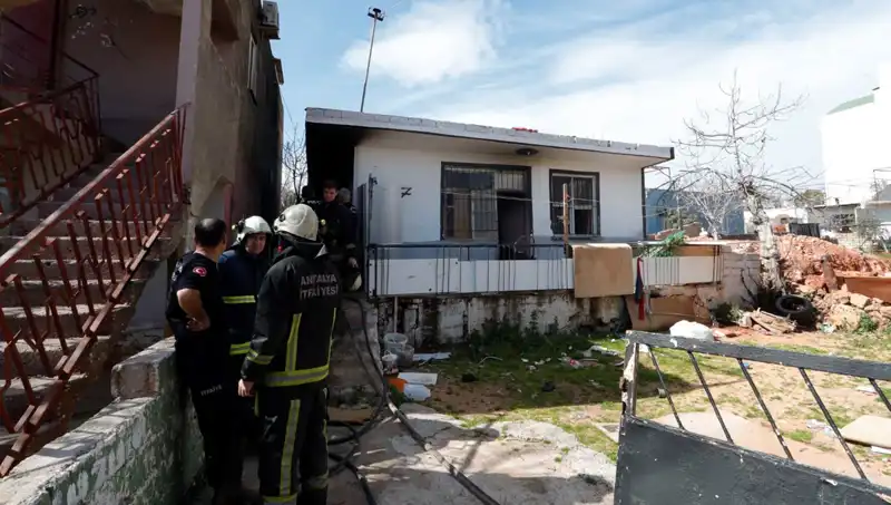 Antalya'da Nachtmann Gecekondu Yangını: Korkutan Alevler ve Sonrası
